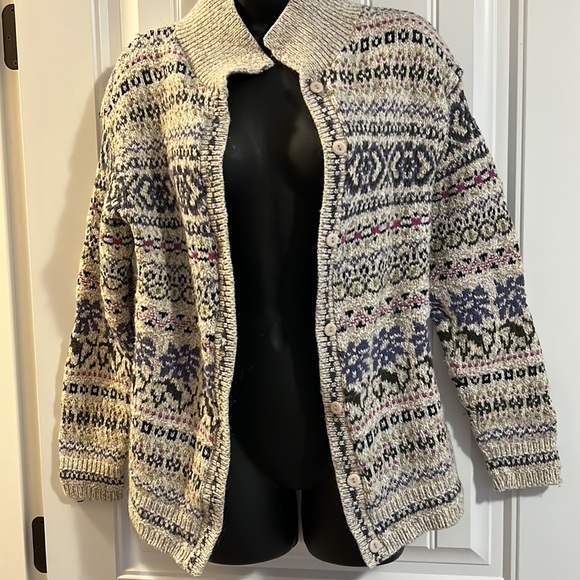 Northern reflection vintage wool knit cardigan 😍🌈 - Picture 7 of 13